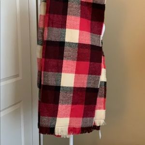 Versatile plaid wrap/scarf by Hollister